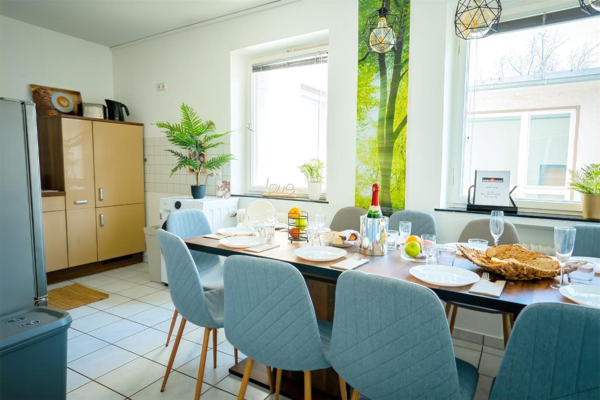 The Big Muenster Fuer Bis Zu 12, Whirlpool, Sauna, Zentral, Tischfussball, Balkon, Gasgrill أولم المظهر الخارجي الصورة
