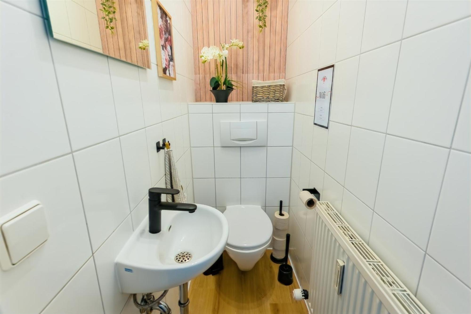 The Big Muenster Fuer Bis Zu 12, Whirlpool, Sauna, Zentral, Tischfussball, Balkon, Gasgrill أولم المظهر الخارجي الصورة